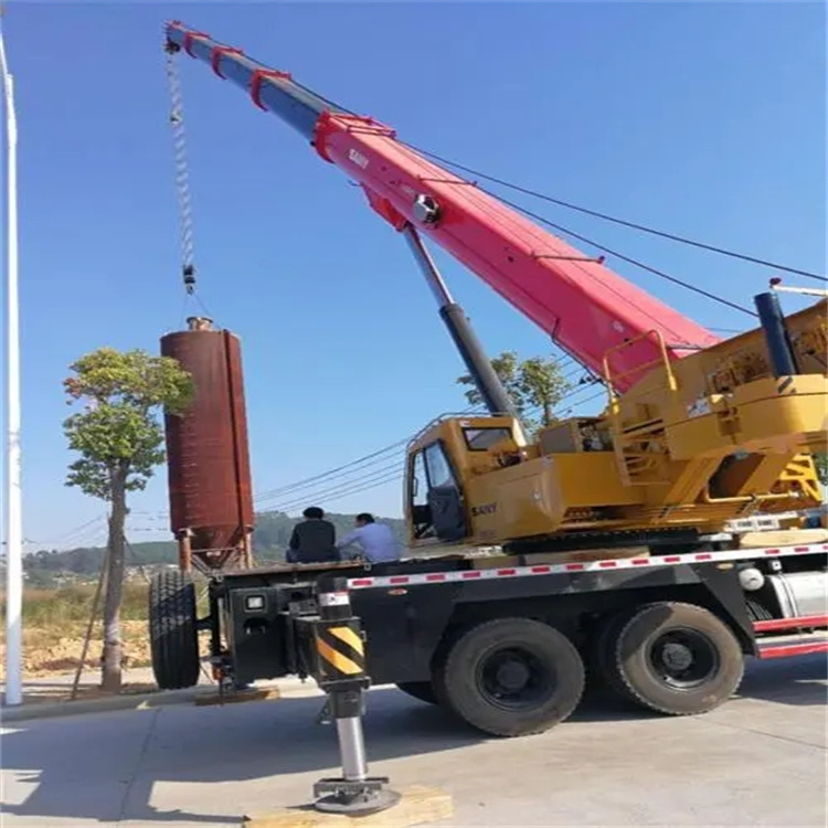 新龙专业吊车租赁多少钱