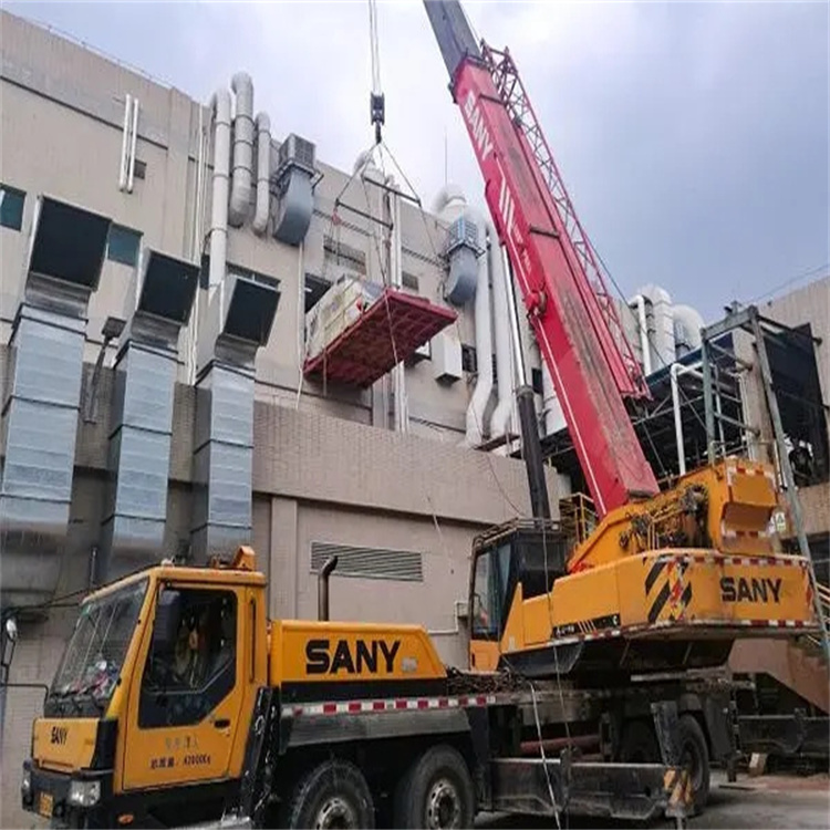 新龙租赁大型汽车吊，助力工程项目高效进行