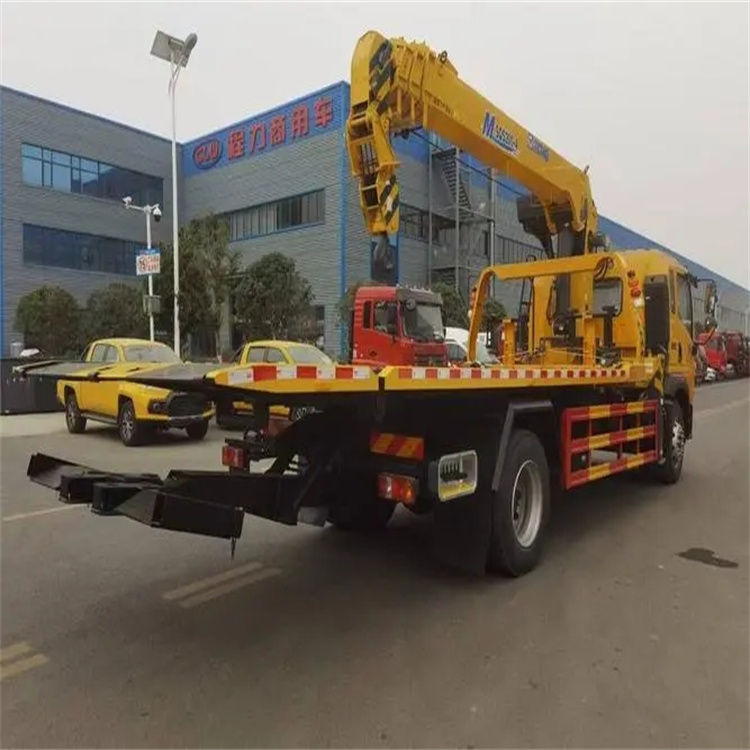 新龙附近小随车吊出租电话，轻松解决搬运烦恼