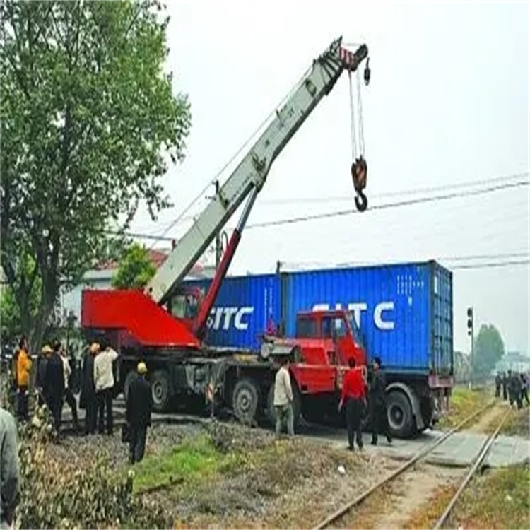 新龙如何快速找到附近的吊车救援公司