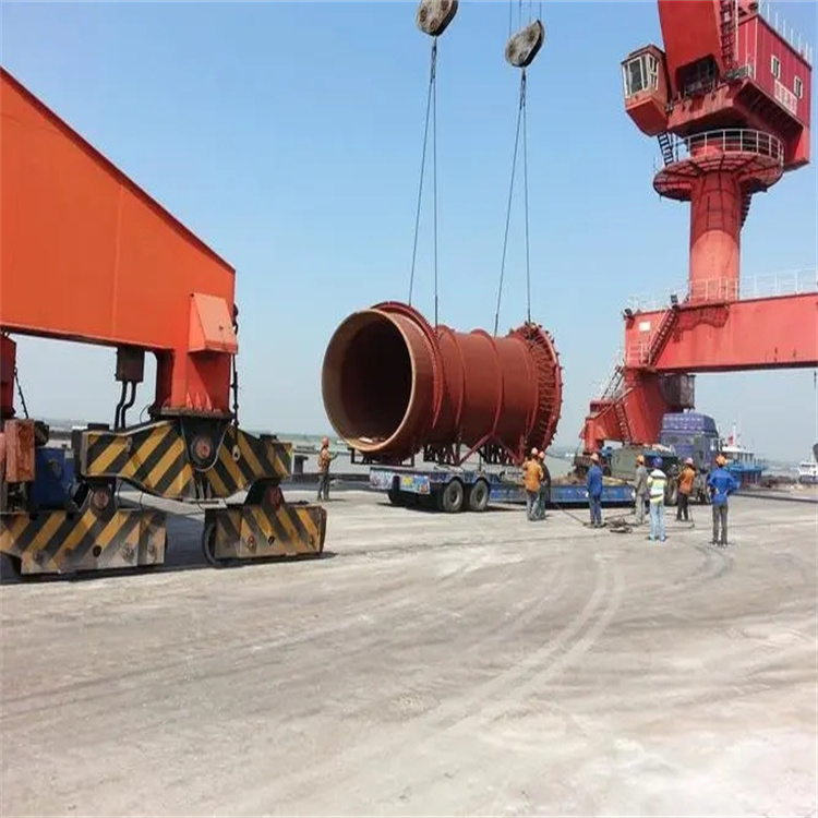 新龙230吨折臂吊车出租电话