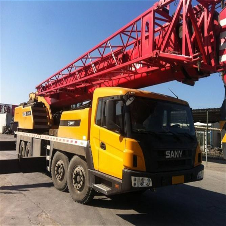 新龙吊车吊运注意事项