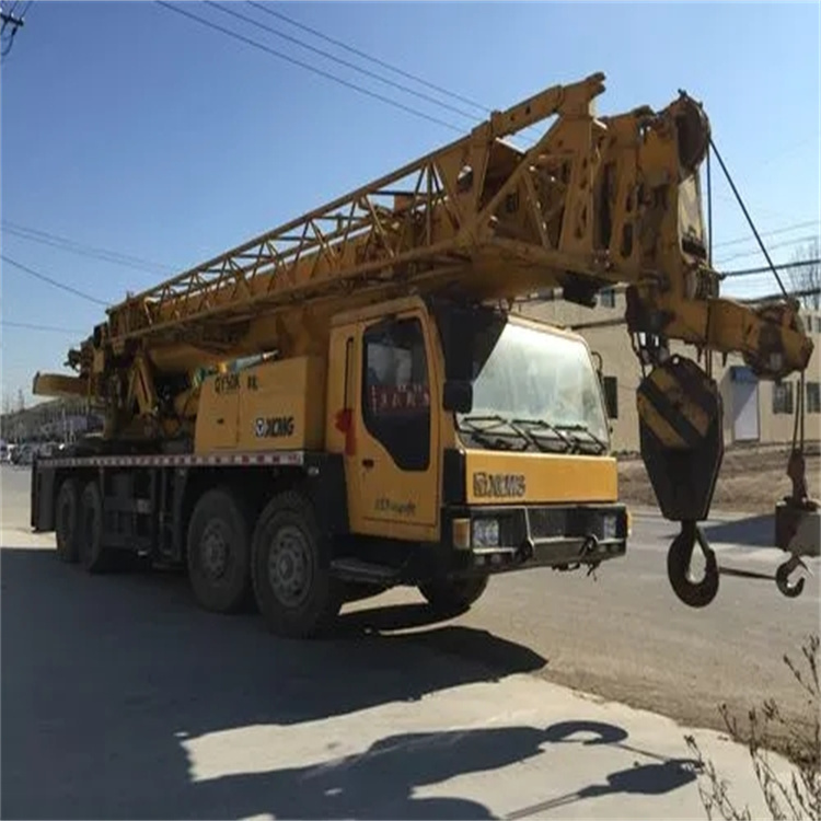 新龙哪里有专业吊车出租