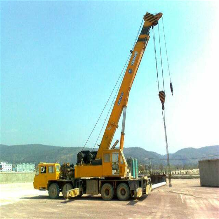 新龙小型吊车出租价格是多少